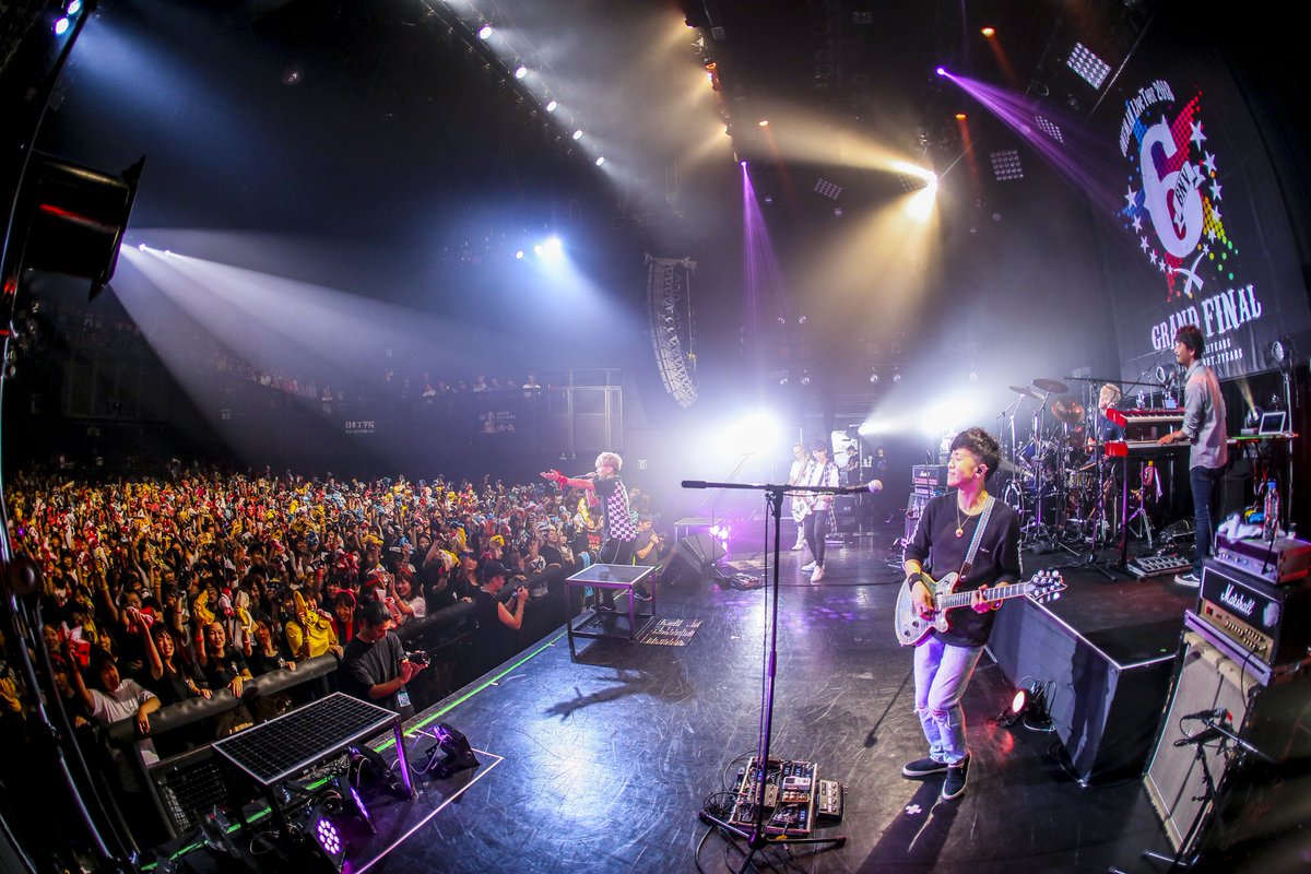 Ryo__mcd's tweet photo. ツアー「6」グランドファイナル
マイナビBLITZ赤坂

ソールドアウト公演。
6人での史上最高のライブでした✨

関係者の皆様、アーティスト仲間の皆様、長時間ありがとうございました！！

ファミリーの皆！大好きです！！
https://t.co/nABHHiM3ZL https://t.co/9vggBSuaWV