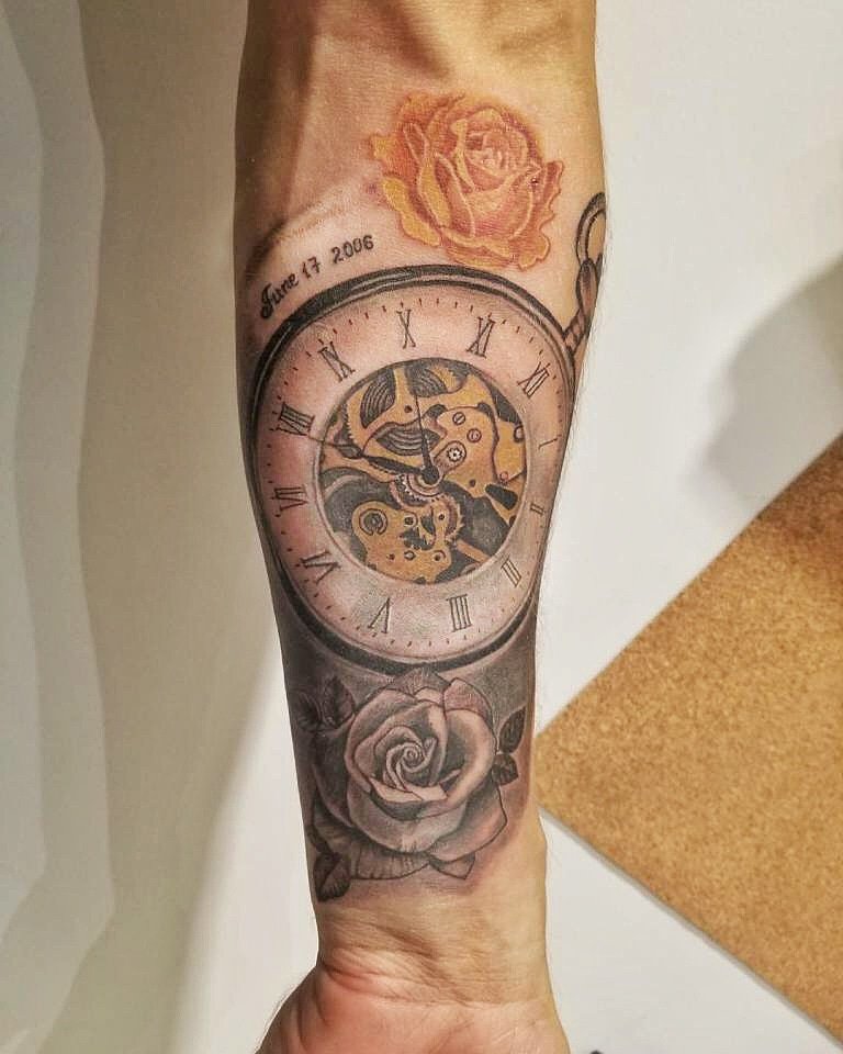 In progress 1/4 sleeve #tattoos #northyork #toronto #pocketwatch #rosetattoo Bookings and Consultations: 647-350-4010 info@inklivingcolor.com #customtattoos #artists #tattoostudio #torontotattoo #artwork #inked #tattoo