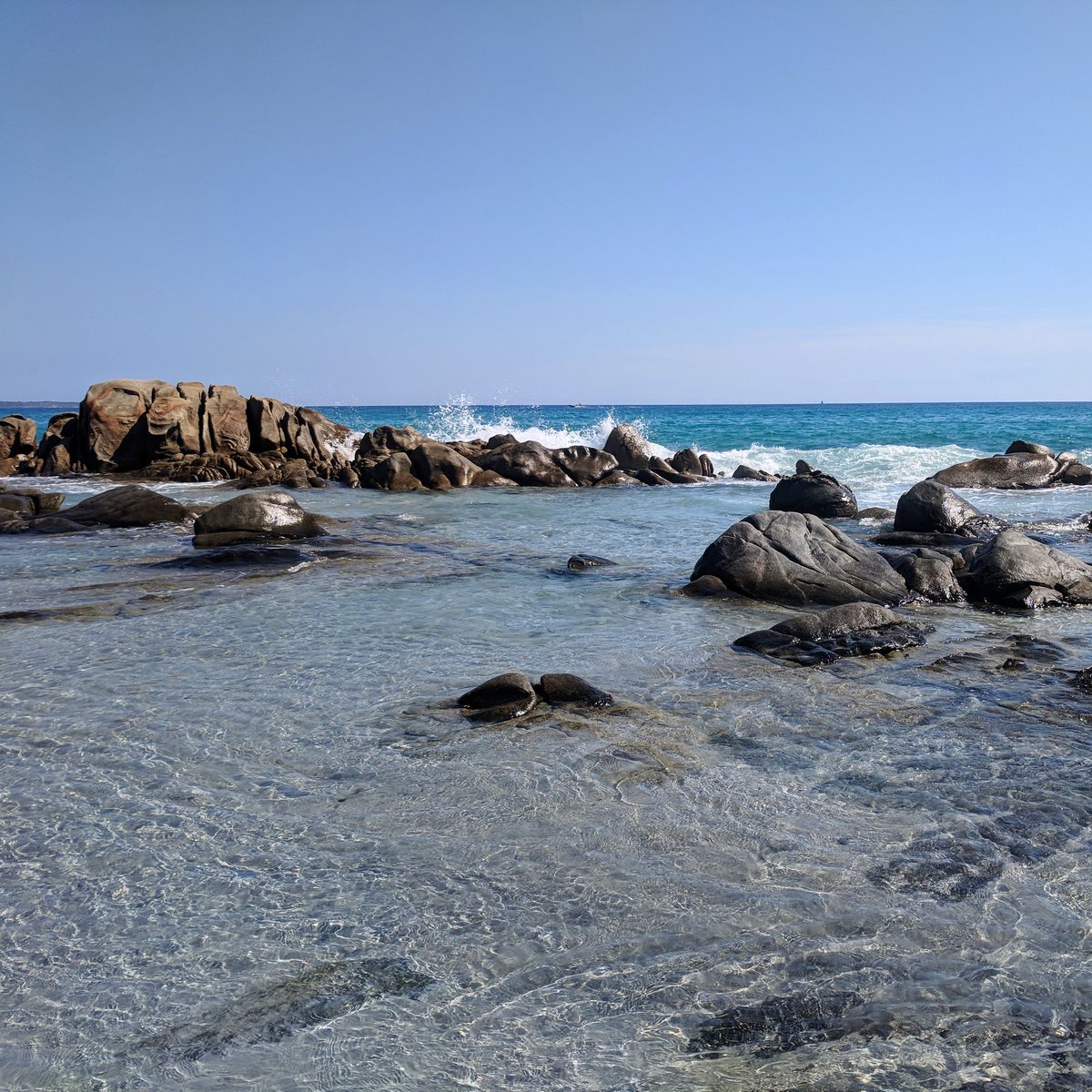 Patch_Davies's tweet photo. Sardinia in summer ☀️🌊 #sardinia #travel #photography #italy #wanderlust https://t.co/4Ri0EIl1yD