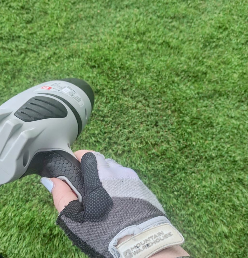 IDareYouTour's tweet image. Very exciting first glimpses of the #IDareYou design taking shape at @NottmPlayhouse today from collab between Designer Lydia Denno, Lighting Designer Alexandra Stafford &amp;amp; Sound Designer @orange_drew. Book your ticket to see the full picture! #grass #customlightboxes #trees