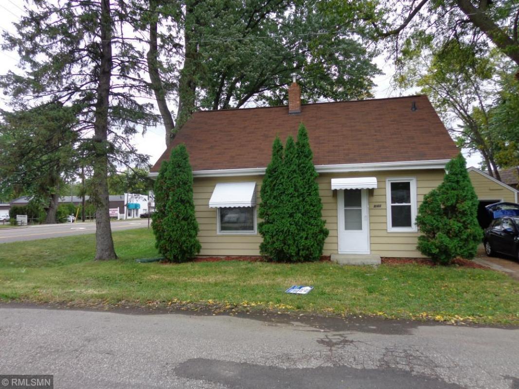 tinajangell's tweet image. Just listed by Rebecca Schaust in #MaplePlain #MN. 1644 Delano Avenue! Please retweet!  tour.circlepix.com/home/MPLS5Z