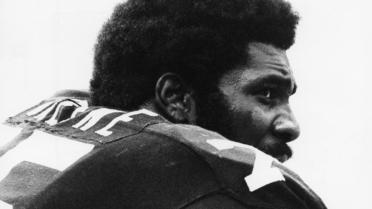 Happy birthday today to Hall of Famer Joe Greene! 