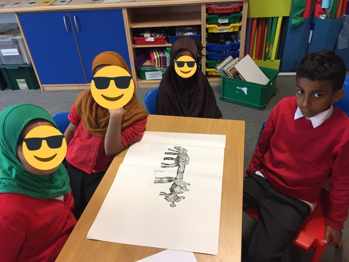 MissBi17's tweet photo. Wow! Check our our final creations using black ink and printing🐉🦄#mythicalcreatures @Artsmarkaward @CliftonPrim @MrsOLeary2 @SportAtClifton https://t.co/xv6wXvsYU6
