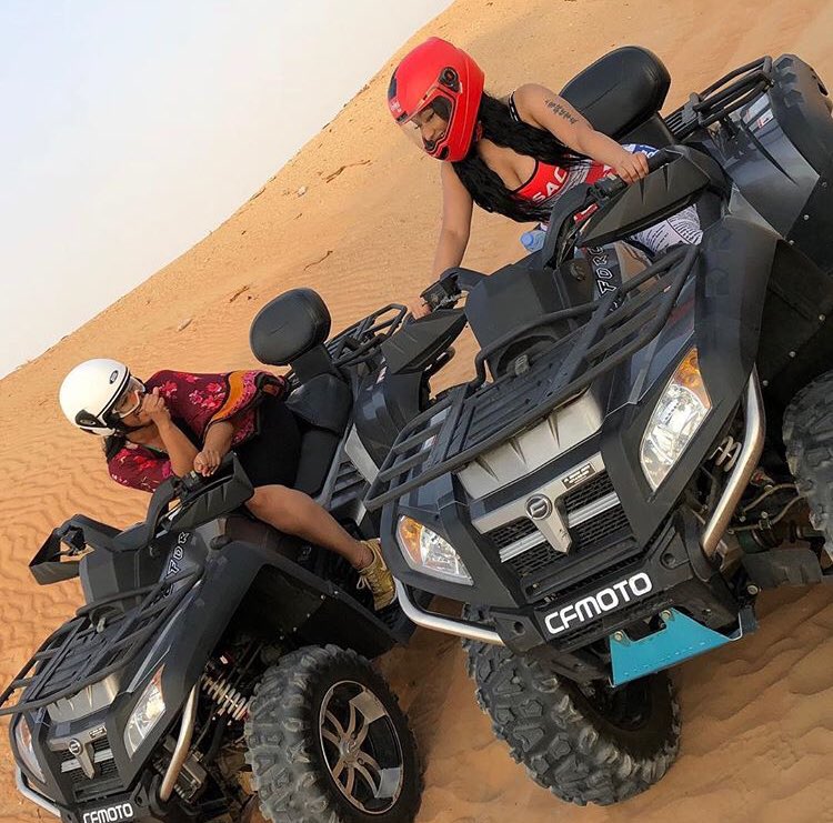 xxxpmw's tweet photo. Besties 😜🔥 https://t.co/eYB0Z2x7uV