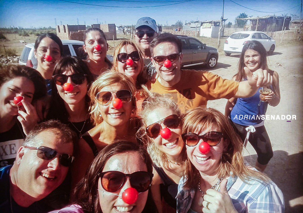 Adrian_Reche's tweet image. SEGUIMOS RECORRIENDO EL TERRITORIO POR LOS MÁS PEQUEÑOS
Con #Nutrir #SanRafael llevamos a cabo una act en Punta del Diamante con juegos, regalos, sorpresas y la compañía más invaluable, nuestros niños que nos dan el puntapié para seguir trabajando por quienes más lo necesitan.