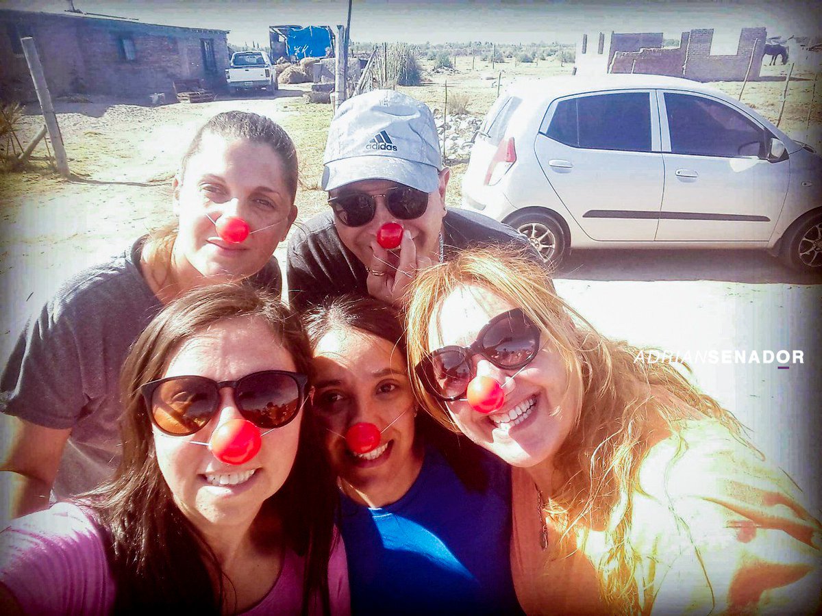 Adrian_Reche's tweet image. SEGUIMOS RECORRIENDO EL TERRITORIO POR LOS MÁS PEQUEÑOS
Con #Nutrir #SanRafael llevamos a cabo una act en Punta del Diamante con juegos, regalos, sorpresas y la compañía más invaluable, nuestros niños que nos dan el puntapié para seguir trabajando por quienes más lo necesitan.