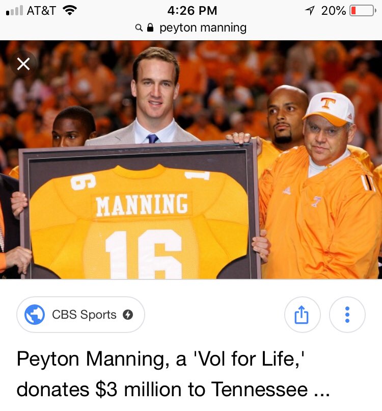 Payton should get an honorable mention for the 1998 National Championship. Many players came to Tennessee because of him #VFL @vol_football