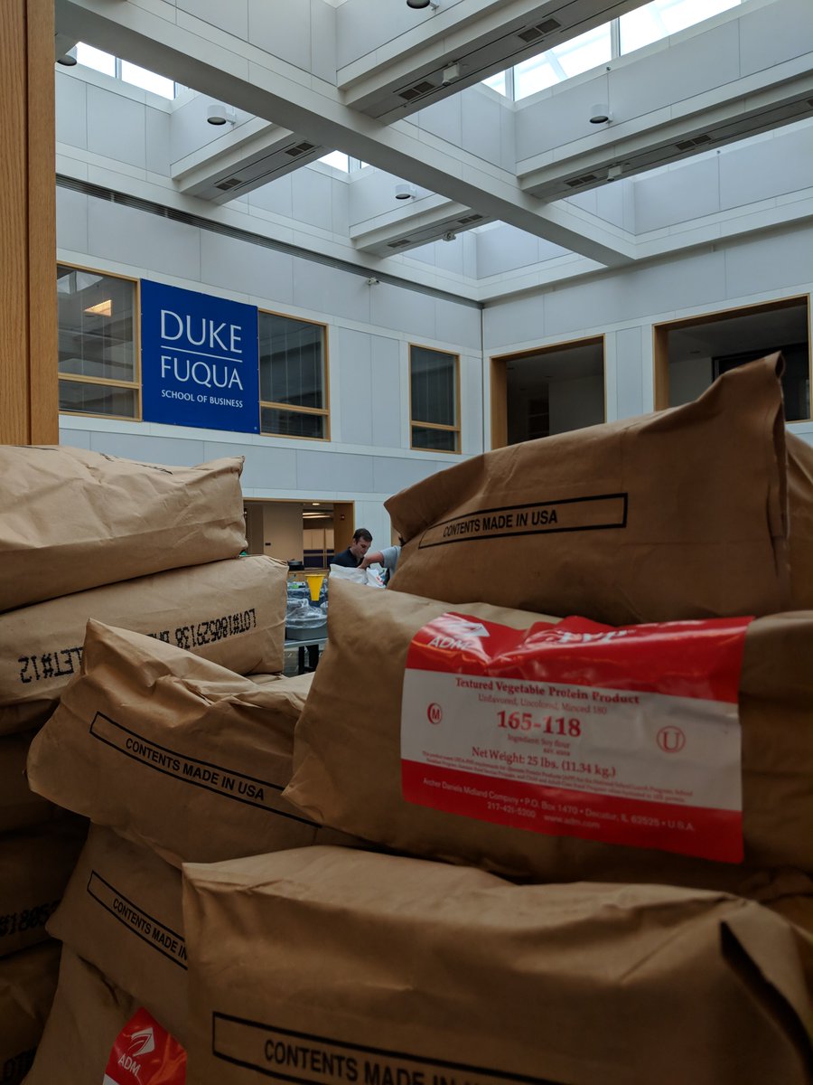 DukeFuqua's tweet photo. Thank you to the 500 members of our community who came together Friday to pack 55,000 meals for @Rise2030βa new record for our annual event! #FuquaServes #RiseAgainstHunger https://t.co/aWjQCESR3g