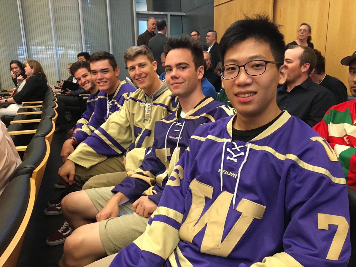 PatrickQuinnTV's tweet image. UW Club hockey in the house (or chambers) for the final Council vote to approve the renovation of #KeyArena. The City signing off is expected to help speed up the process of bringing an NHL team to town. #komonews