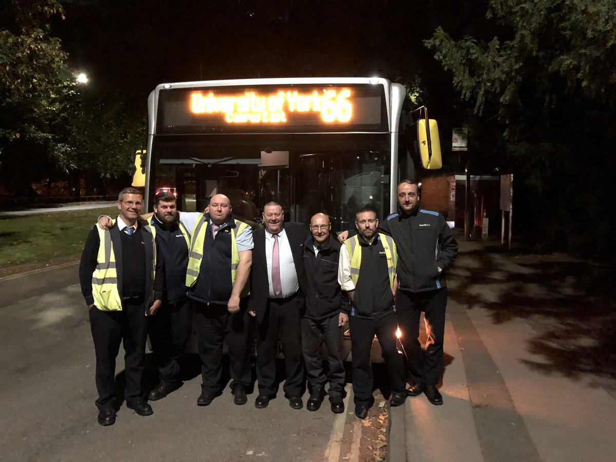 MarcBichtemann's tweet image. Great to see our drivers tonight. Part of our @YourBusYork @FirstYork team bringing @UniOfYork #Freshers2018 into #York for the night.