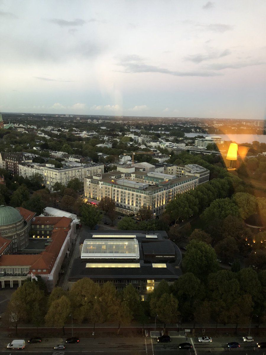 JessicaJAW1903's tweet photo. What a stunning city #Hamburg is - a long day followed by a fabulous Bavarian mean at the highly acclaimed Brahaus joh Albrecht #citytouring https://t.co/3oGVF7JNWY