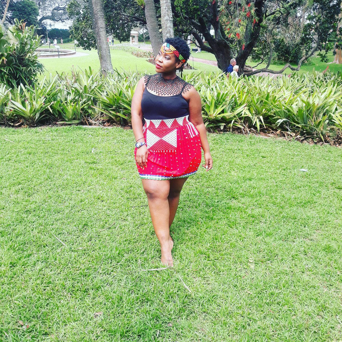 Ntlantl44205874's tweet photo. #NewProfilePicPlease......
#fatgirlsclub #strictlythickly #proudlysdudla. 🌻🌼👑 https://t.co/WMUjUj6Bzu