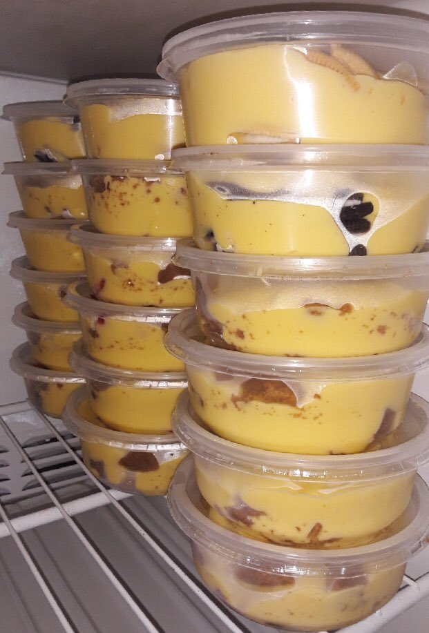 eavegans's tweet image. A LONG DAY AT WORK DESERVES THE BEST HOMEMADE VEGAN BANANA PUDDING 🌱🍌😋 HEAD TO THE @healthyhippy1 😎 FOLLOW @eavegans 😉 #THEHEALTHYHIPPY  #HEALTHYHIPPY1 #VEGAN #GRATIS #PLUR #MFA #M4A #MOBILIZEFORANIMALS  #TBHVBP #EAVEGANS