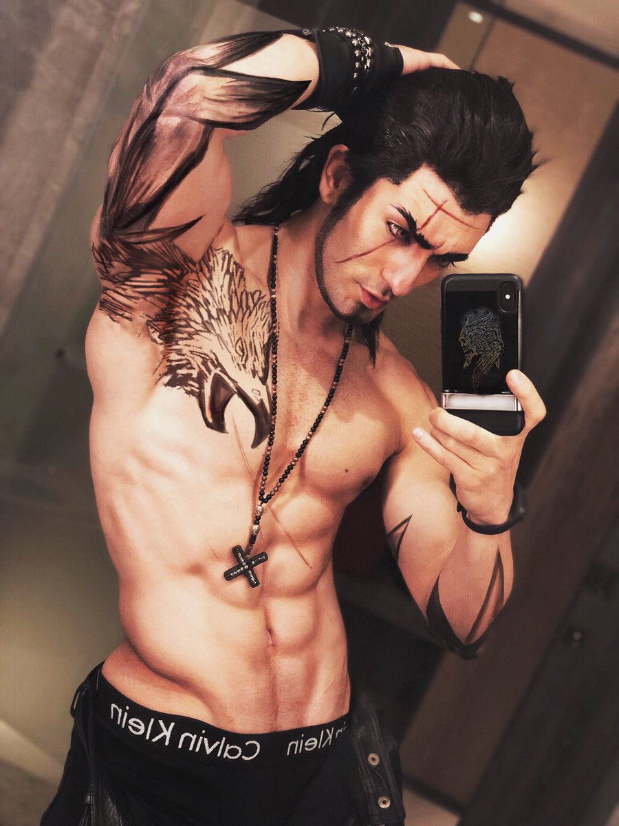 Leon Chiro @ THE BOSS. 