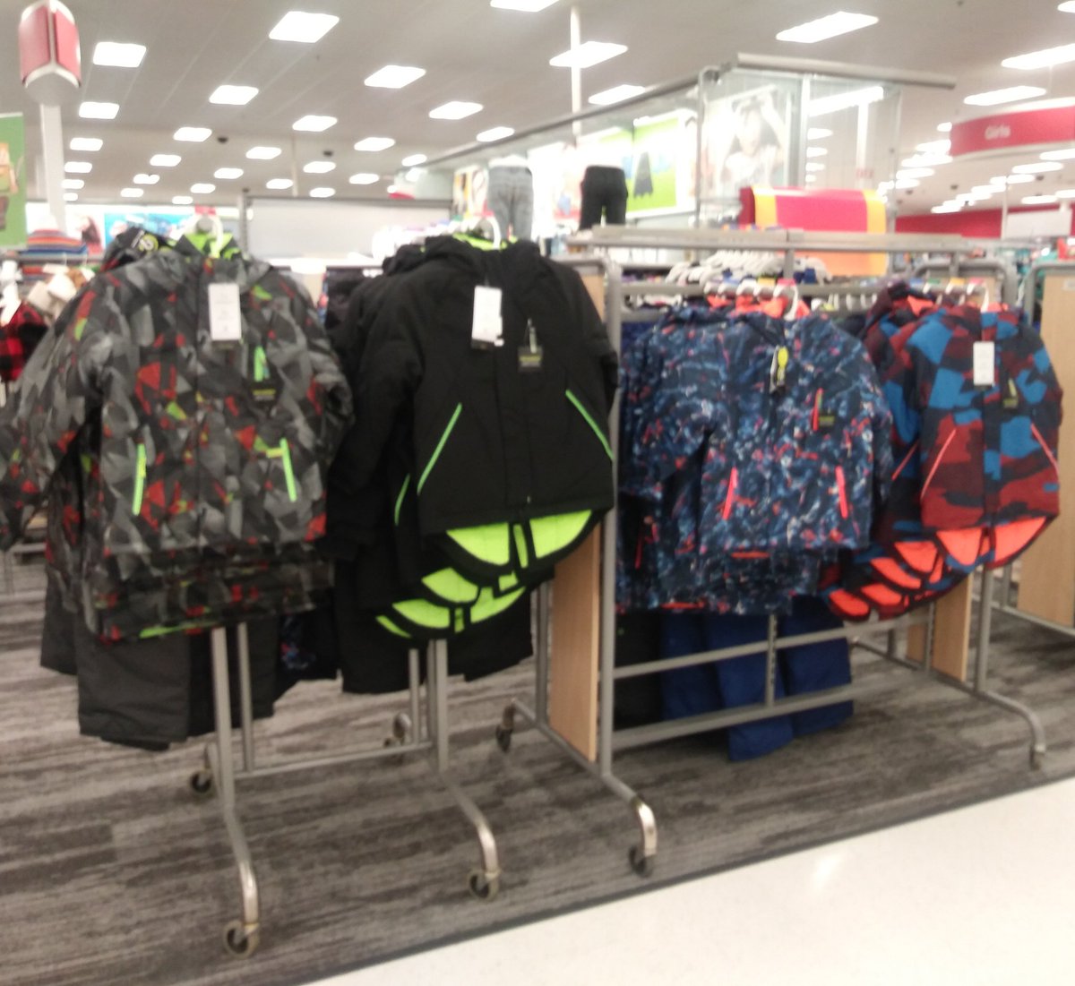 MedinaVMLive's tweet photo. Big Kids Seasonal #CatAndJack #Champion #TargetStyle #T1155 https://t.co/cJtlXr3eGH