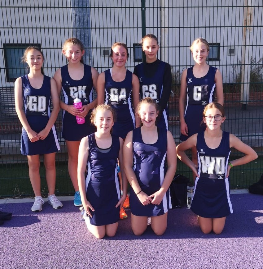 Wavell_PE's tweet photo. Defeat for the Year 10 Netball girls tonight at Weydon (16-11) but another convincing victory the 9s who ran out 20-2 winners. Fleur (10) and Jas (9) were players of the match. #teamwavell https://t.co/5t55GSstwQ