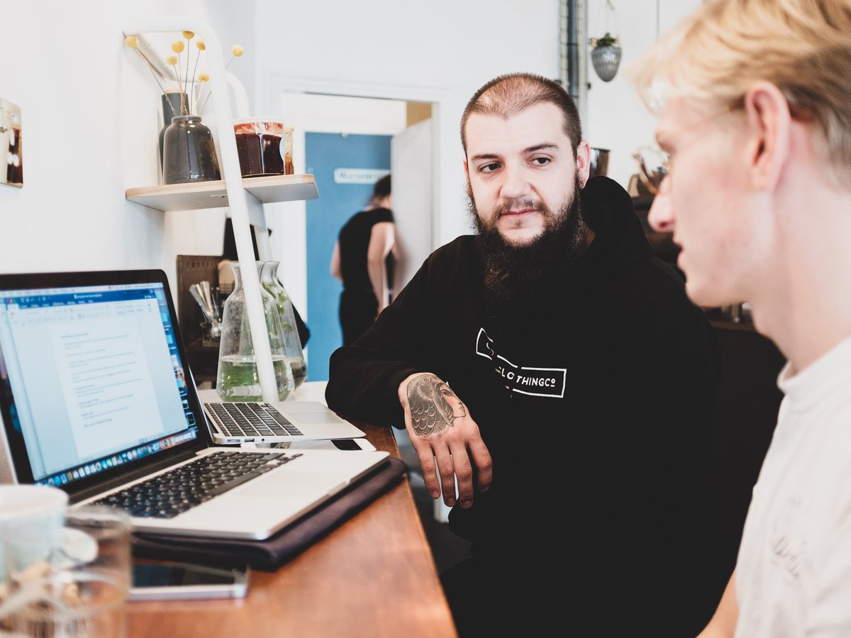 Coffee_C_C's tweet photo. Briefing Ross on what he's got himself into. Many more great coffees were sipped on this day at @campbellandsyme

Ross is rocking our Black Contemporary hoodie and so can you! 👉 https://t.co/OIlor6zFPv https://t.co/V7m3pw79Y9