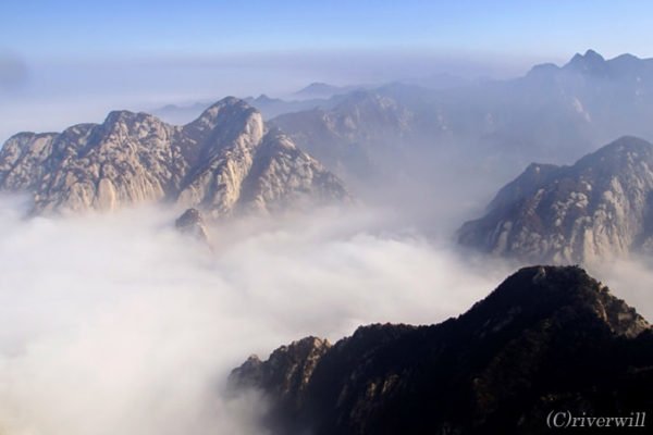 riverwill_kay's tweet image. 【過去旅行記】
中国陝西省にある中国五岳の一つ・華山
今回は3部作の1つ、東峰～南峰編です
※古い旅行記整理中です
#Huashan #Mountains #China
▼旅行記URL
is.gd/jBp8Hw