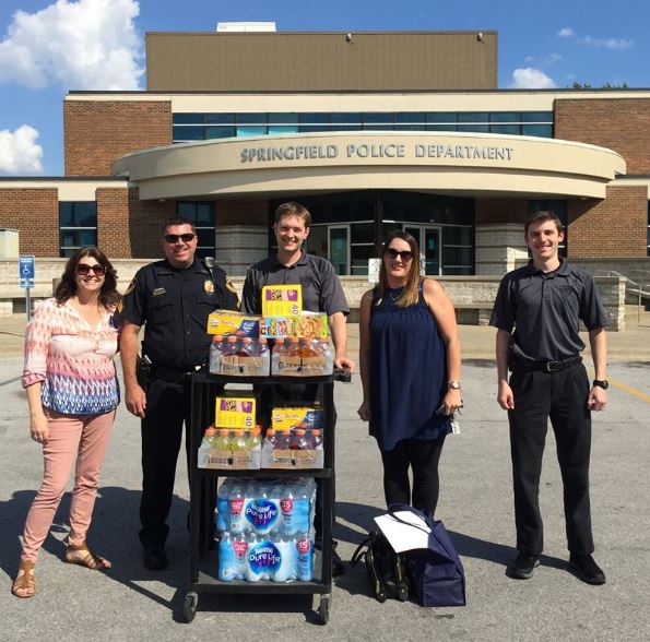 ColumbiaColg's tweet photo. Columbia College-Springfield Director Kathy Gress & Academic Advisor Maria Wittenberger recently dropped off snacks and beverages to local law enforcement officers. The refreshments were meant to thank officers for their hard work and long hours. #SpringfieldPolice #SPD #WeAreCC https://t.co/B9NCWxrJ2P