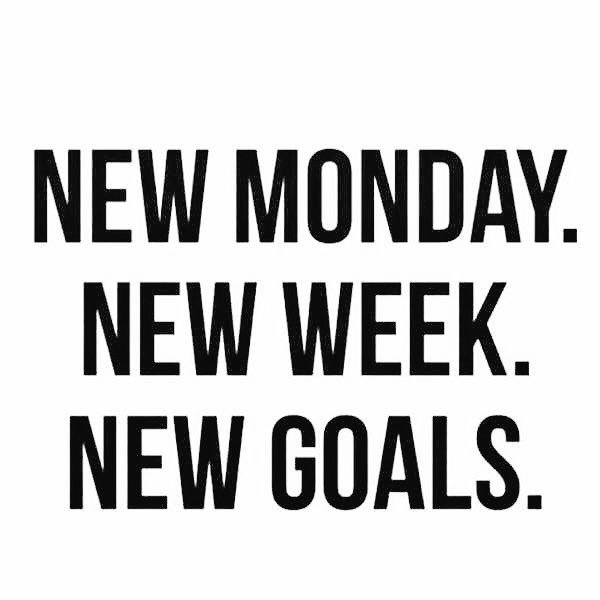 Happy Monday!!! 🏉💕