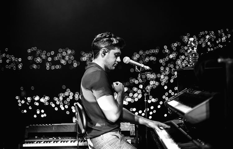 Niall Horan as Bruce Springsteen: A thread
