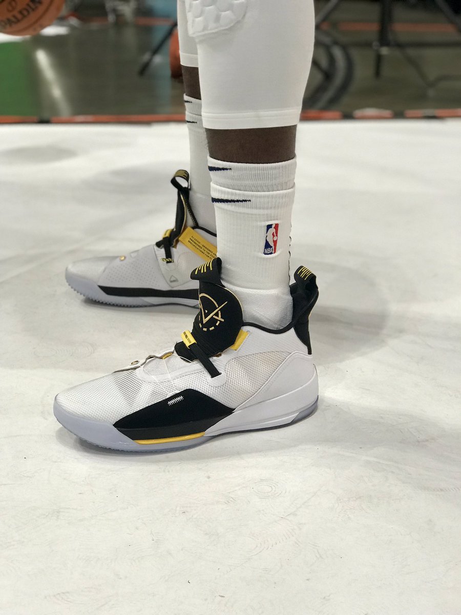Scott Agness on X Victor Oladipo wearing the PE Jordan 33 featuring his VO logo https t 9Sw8zAxhSy X