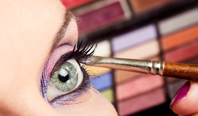 Tbellezacaseros's tweet image. Tener unas #pestañas largas, espesas y bonitas es más fácil de lo que crees, ya que para conseguirlo solo tienes que seguir estos pasos.
trucosdebellezacaseros.com/pestanas-larga…