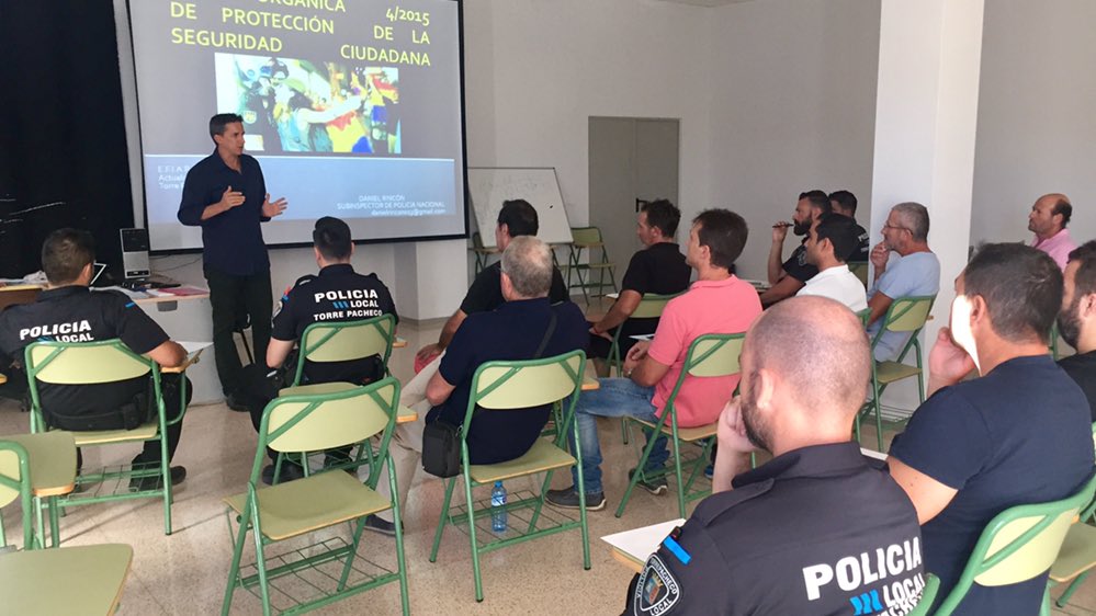 👮🏻‍♂️👮🏼‍♂️Policias locales de Torre Pacheco actualizan sus conocimientos en materia Procesal-Penal ⚖️ Seguridad Ciudadana 🚓 y Tráfico y Seguridad Vial. 🚲🛴🛵🏍⛔️