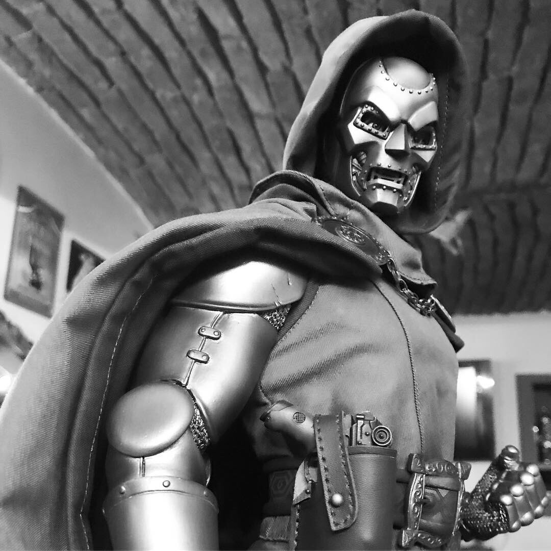 MarioStroitz's tweet photo. Here comes the BOOM ๐ฅ... itโs DR.DOOM ๐คฃ
.
.
.
.
.
#drdoom #Marvel #sideshow #nerd #geek #replica #limitededition #premiumfigure #figure #artist #artistlife #artgallery #fantasticfour #Amazing #collector #collection #nerdstuff #artnerd #statue #actionfigures #picoftheday https://t.co/7y5qki80Cf