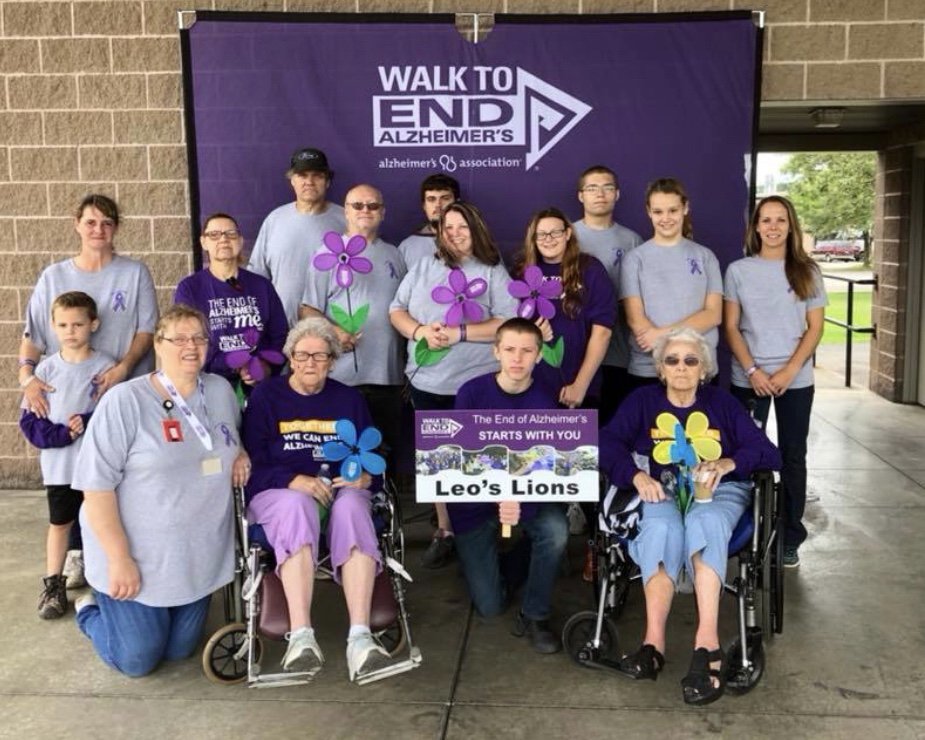 Jenmoore2018's tweet photo. Thank You Helen McBride of the Dubois Preload for volunteering WALK TO THE END ALZHEIMER'S 🙌🚶‍♀️🚶‍♀️🚶‍♀️#SuperUPSers #UPS #volunteering #TogetherWeAreUPS!! https://t.co/HC0FTomzr3