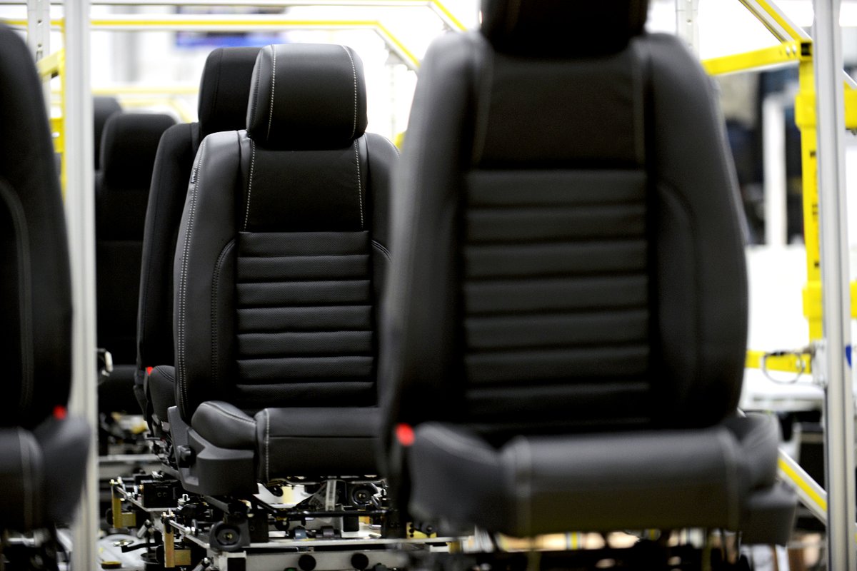 IMA_Auto's tweet photo. #ManufacturerMondays: Using lightweight materials in our #seating systems will help reduce vehicle weight and increase vehicle fuel economy, safety and functionality. #IMA #BuildingTheBest #RemarkableQuality https://t.co/03D6Z1XXdM
