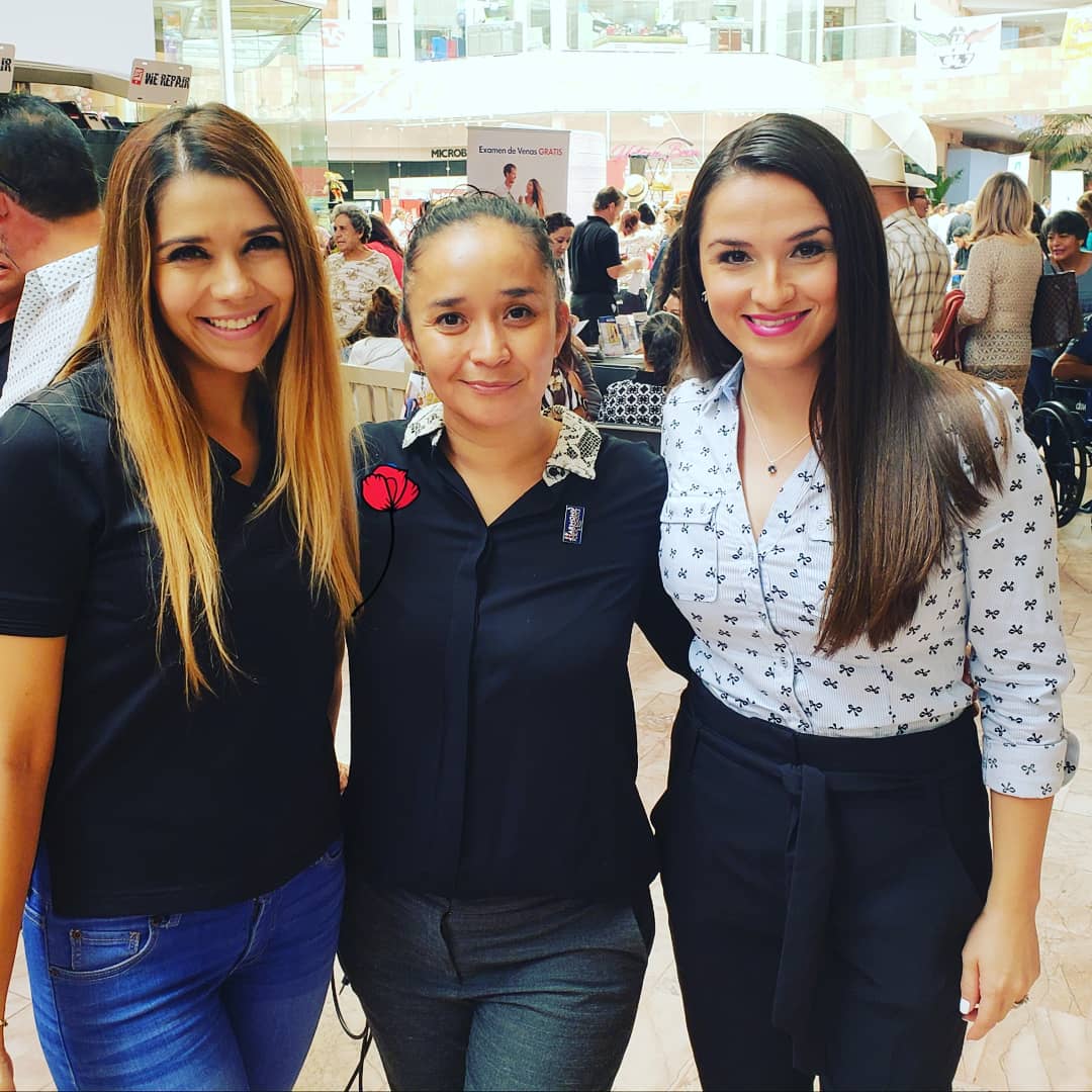 HPSWestTX's tweet photo. We proudly represented Harmony Public Schools @ElPasoHPS in the Univision feria de la salud this past weekend. So happy to be part of this amazing community! @NotiYaElPaso @hurrutia_kint @virisolanotv @aacosta26_kint #harmony #harmonyproud love you #Channel26 #entravision https://t.co/Pld8SkTs5x