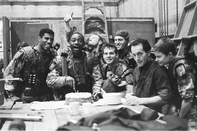 LanceFansUnite's tweet photo. Rest In Peace #AlMatthews who played Sergeant Apone in #Aliens (1986). He worked alongside with @lancehenriksen in the film. Sending love and prayers to Al and his family and friends.#aliens #horror #lancehenriksen #SergeantApone @AlienAnthology https://t.co/mjFeRYLaQo