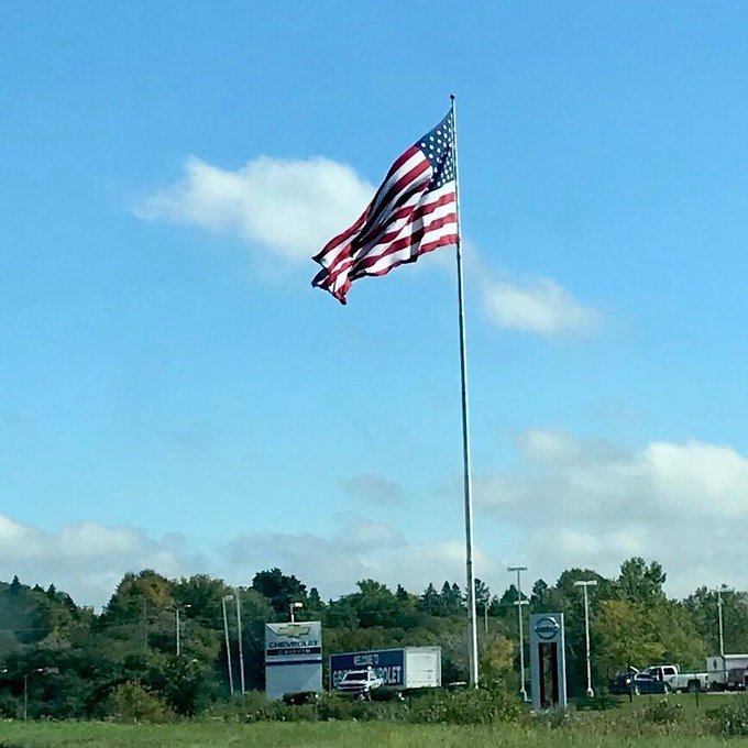 Tall #Flagpoles Big #USFlags mark the spot. Beautiful, full of energy, mark the spot. https://t.co/dw7SCBhldV https://t.co/D0H6mwPT19
