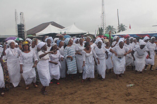followlasg's tweet photo. Cultural display at the 2018 Zangbeto traditional festival in Badagry
#CultureAndTourism
#ItesiwajuIpinleEko
#LASG https://t.co/uj1p0NNjyz