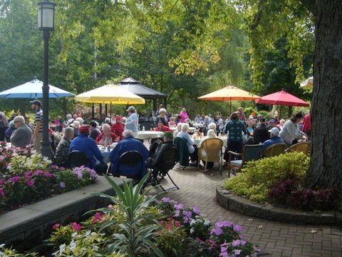 The Valley Recreation Professionals in Health held a fun bbq at Evergreen dancing to “The Beat” from KRRC. 7 LTC facilities were took part incl. residents, clients &amp; rec staff from Tideview, Annapolis Royal NH, Mountain Lea, Annapolis County ARC,Grandview Manor, KRRC &amp; Evergreen.