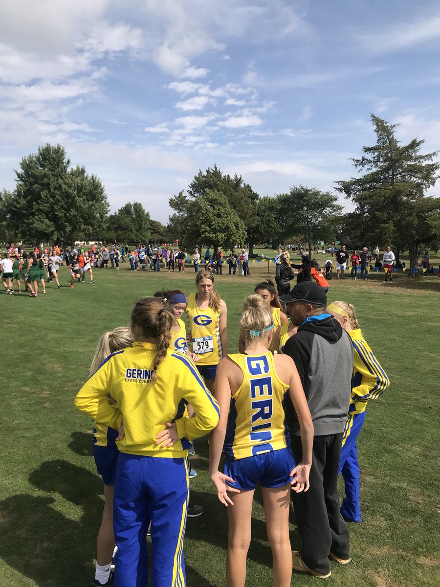 GeringHS's tweet photo. Cross Country is on in Kearney #beBlueandGold @PrinHubb @GeringBulldogs https://t.co/3nagXeDSCc