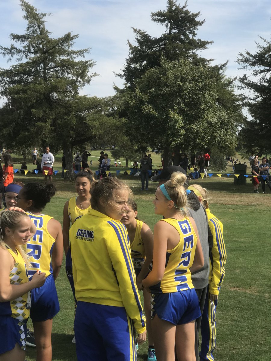 Cross Country is on in Kearney #beBlueandGold @PrinHubb <a href="/GeringBulldogs/">Gering Bulldogs</a>