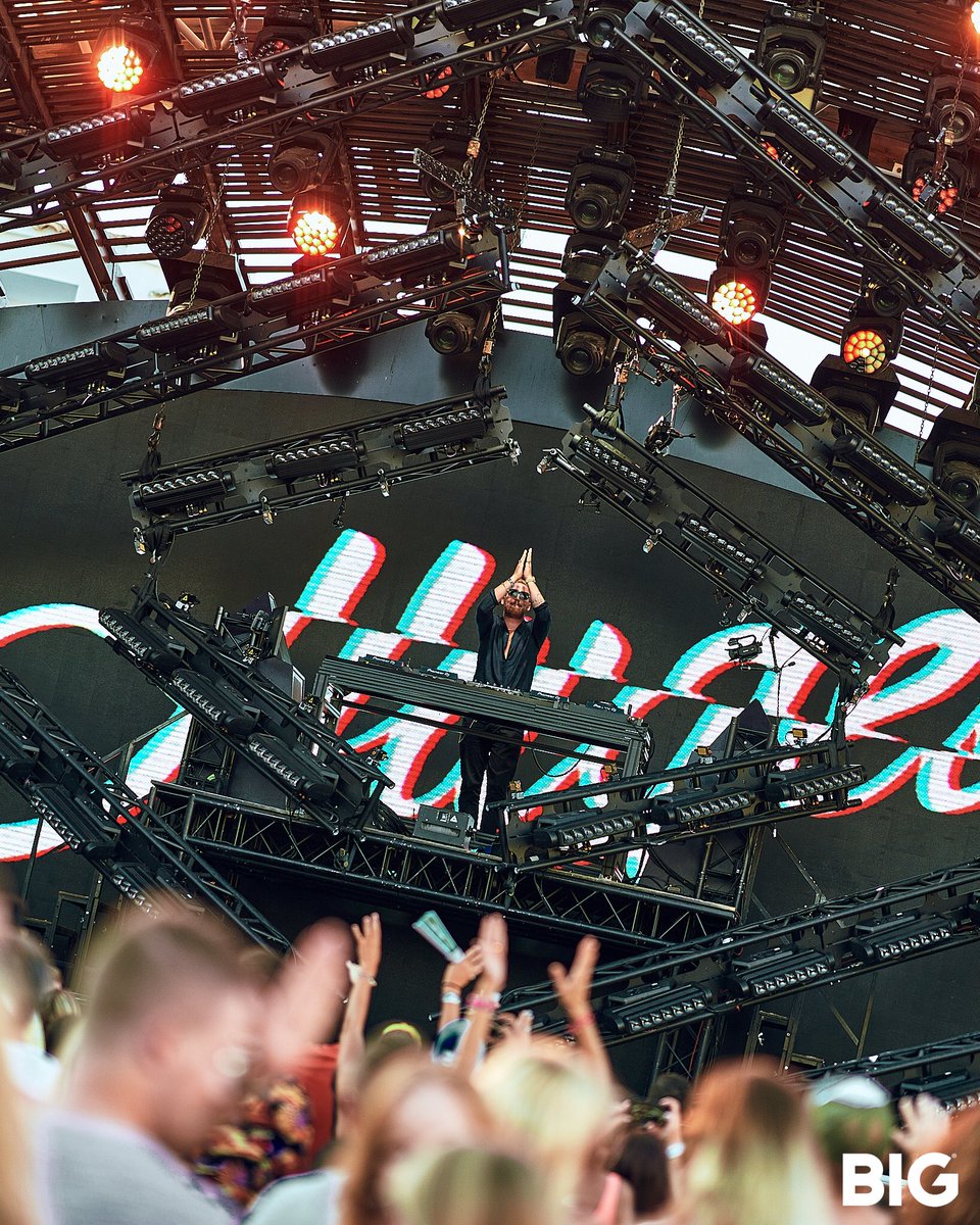 On the BIG Closing stage, <a href="/HUGELTHUG/">HUGEL</a>. #BIGtheparty #ushuaiaibiza