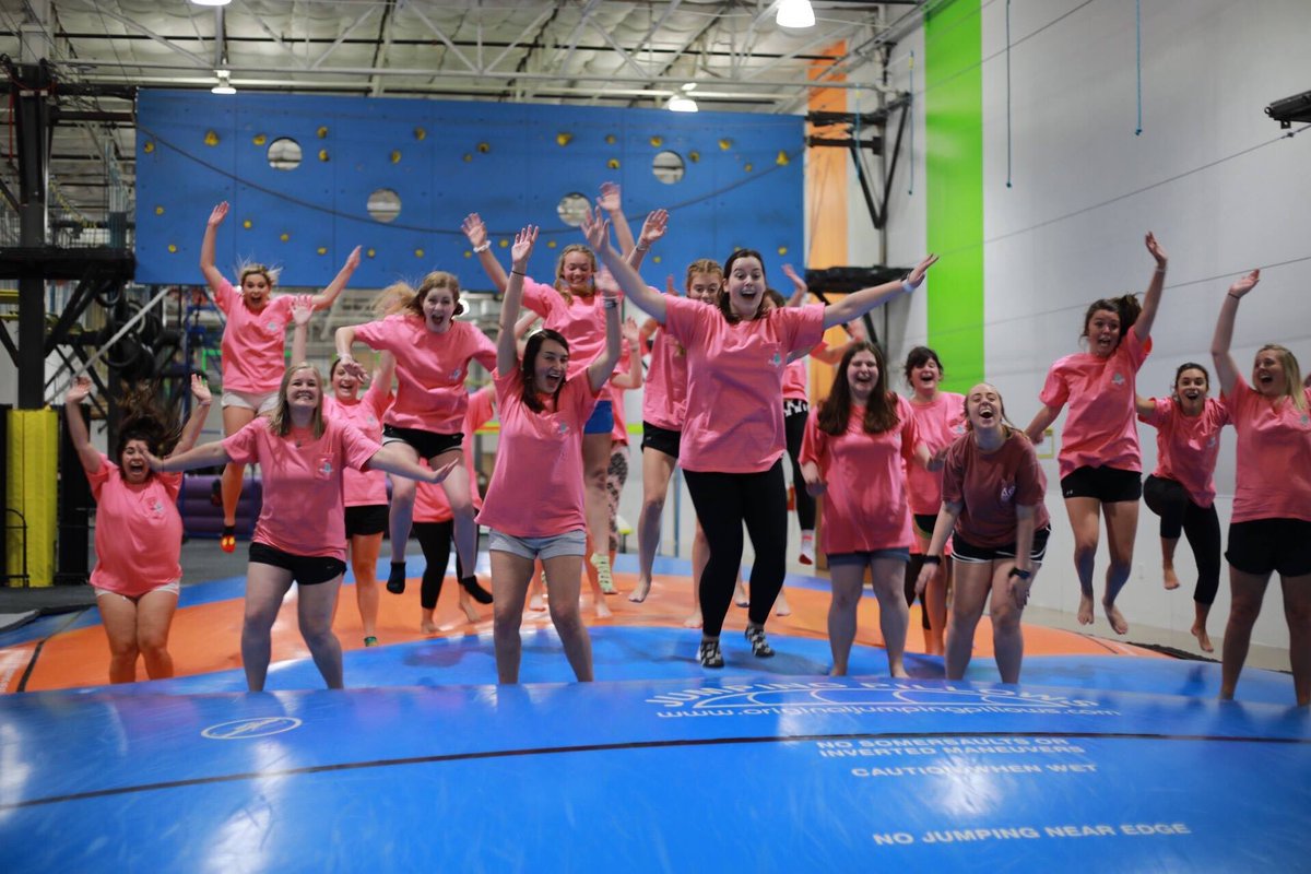 DBUDeltaTheta's tweet photo. Sisterhood Retreat 2018 was a blast!! Behold, how good and pleasant it is when sisters dwell in unity. Psalm 133:1 https://t.co/8Bk4rLttLN