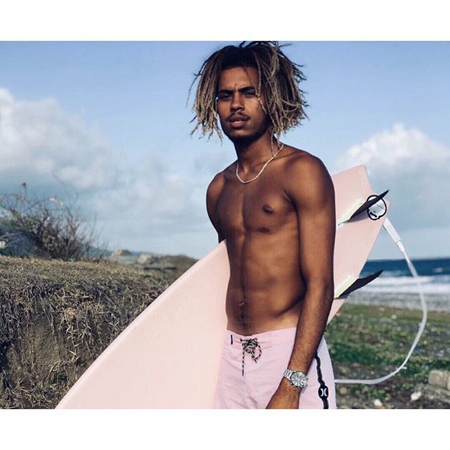 @shama_the_superman is back in Cali and we’re excited to see what he gets up to! Ⓢ  #symplsupplyco ift.tt/2xNT5AT