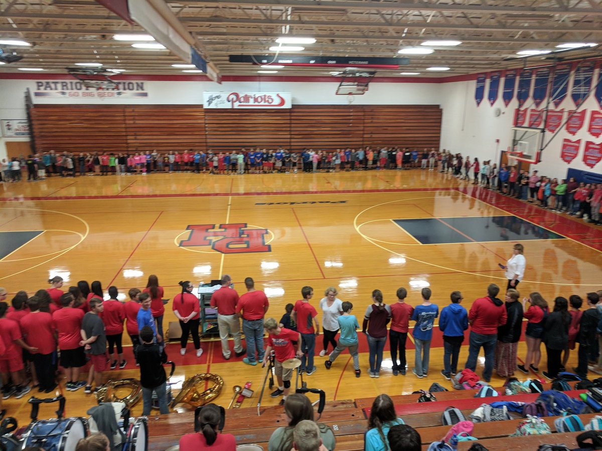 PHMiddleSchool's tweet image. Take #2StepsForward if you choose Spaghetti over Pizza? Like Broccoli? Like Social Studies? Play a musical instrument? #PHStrong #StartWithHello