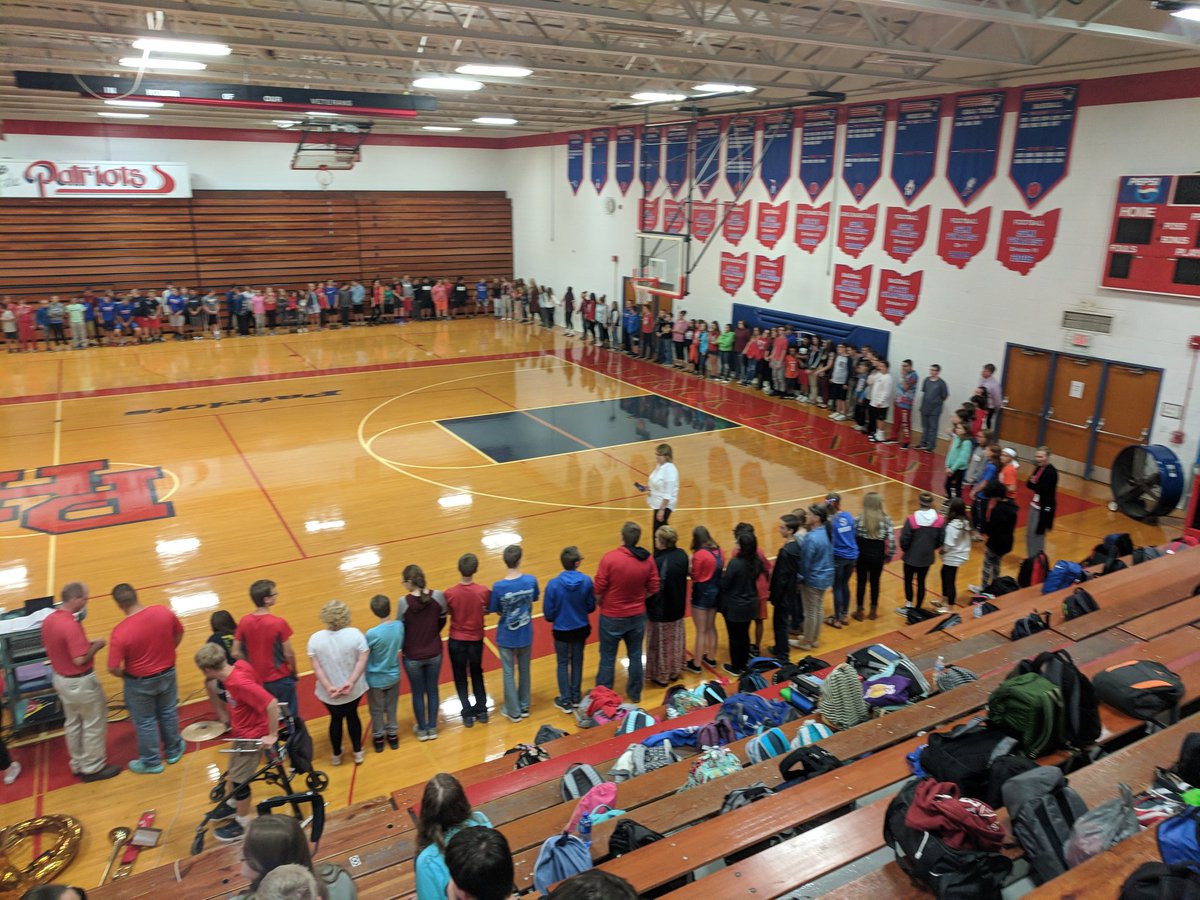 PHMiddleSchool's tweet image. Take #2StepsForward if you choose Spaghetti over Pizza? Like Broccoli? Like Social Studies? Play a musical instrument? #PHStrong #StartWithHello