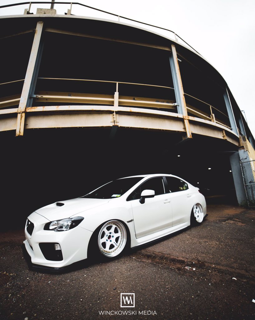 uaintsmooth's tweet photo. Well damn, my car is icey. 💦 https://t.co/kDNzfM3h9U