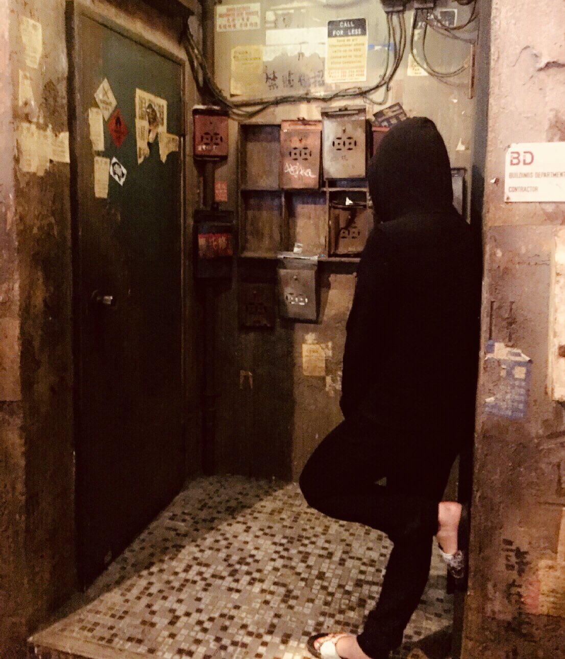 めいつん على تويتر 09月24日 男子友達と一緒に初めて川崎にある ウェアハウスに遊びに行ってきた 台湾のスラム街 九龍城 をイメージ した作りになってた インスタ映えする写真が結構撮れた めっちゃ楽しい1日だった