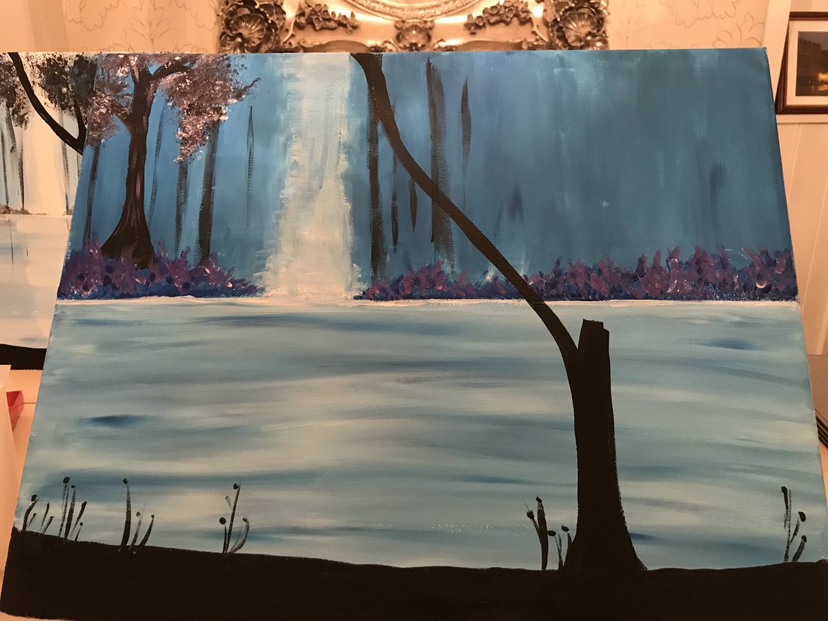 Bexstar74's tweet image. Almost 3 hours worth of painting tonight and finally I’m happy with the  end result. #acrylicpainting #mysticaltree #enchantedforest