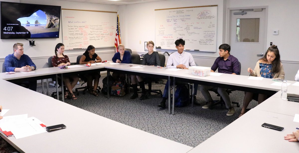 DrTBowden's tweet photo. I met with The Superintendent’s #StudentAdvisoryCouncil, made up of high school students from throughout the district, to discuss how we can ease the first-year HS transition. These young leaders have some great ideas! Mentorships & school tours were popular amongst the group. https://t.co/zxy8BvZ1Xe