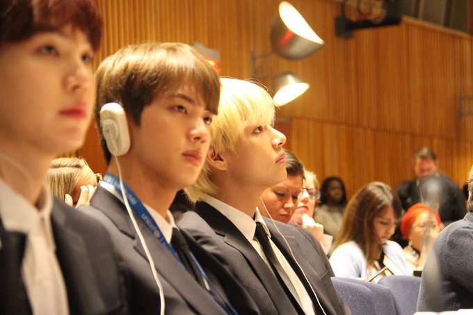 gcfbunnytk's tweet photo. 3 words

Proud...
Thank you...

 @BTS_twt

#BTSxUnitedNations #bts #Youth2030 #UNGA #UNICEF #ENDviolence #BTSLoveMyself #SpeakYourself #LOVE_YOURSELF #EmbraceYouself #AcceptYourself https://t.co/amRDeVg3Tp