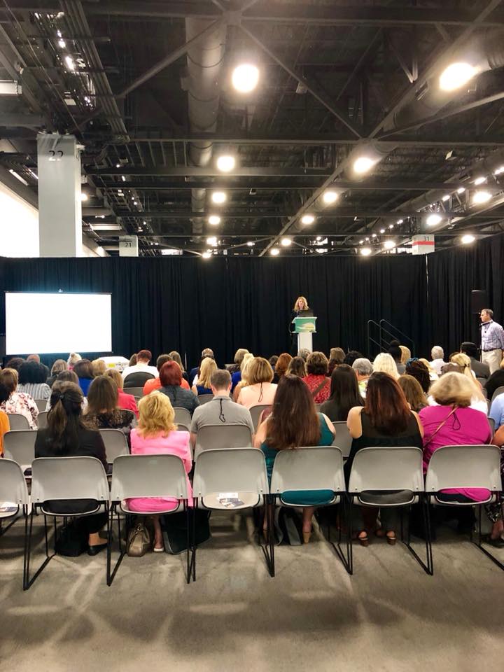 HIACode's tweet photo. The room is packed for HIA’s “Coding Accuracy in the Age of Quality Measurement”! If you missed today’s presentation, you have one more chance to see it tomorrow-September 25, 2018 from 2:10-3:20pm in Theater B! #AHIMACon18 #hiacode @AHIMAResources https://t.co/qwS9Z8sYg6