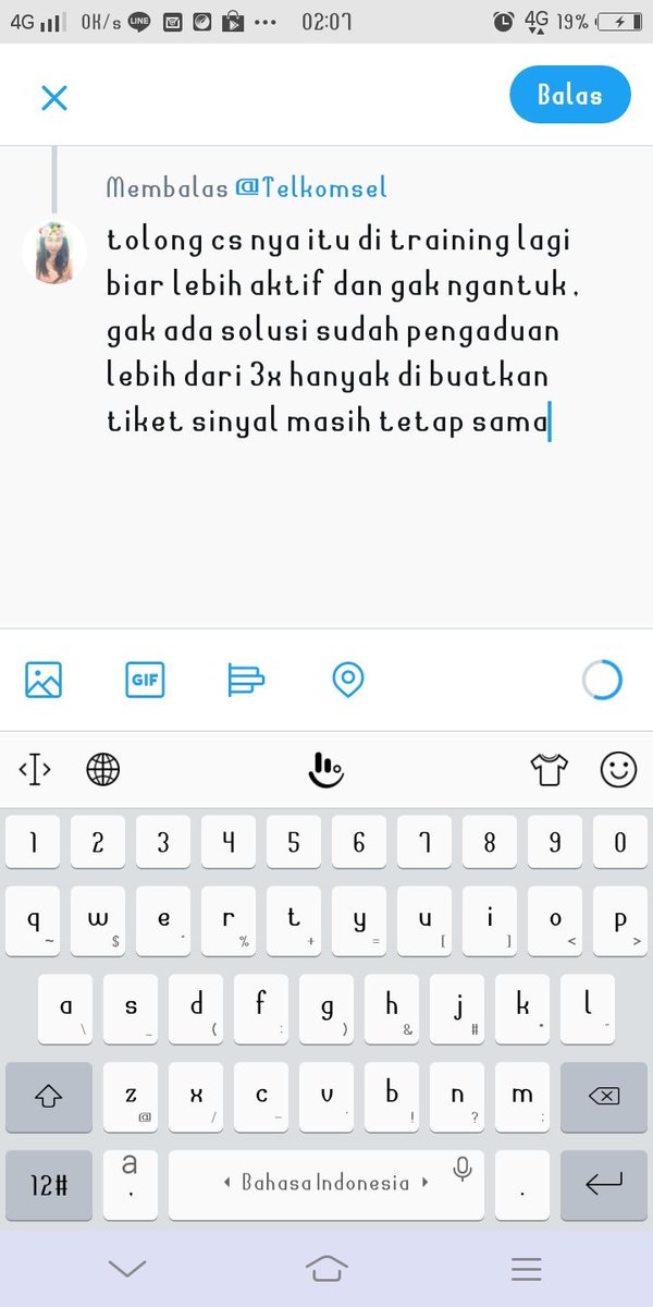 dynaiskandar's tweet photo. @Telkomsel tolong cs nya itu di training lagi biar lebih aktif dan gak ngantuk , gak ada solusi sudah pengaduan lebih dari 3x hanyak di buatkan tiket sinyal masih tetap sama,setiap bisa sama cs bikin tambah emosi https://t.co/FweFhu9AT4